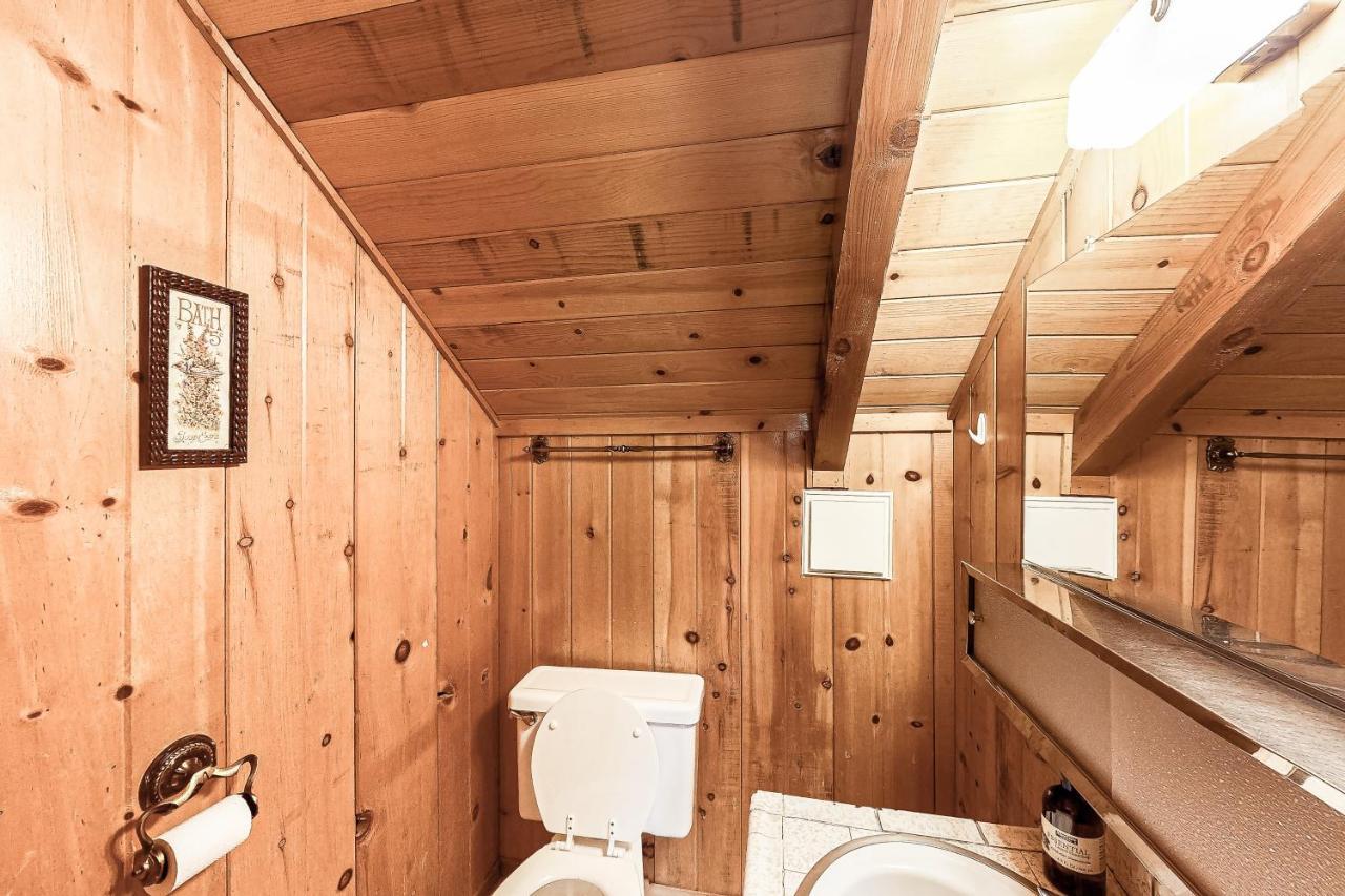 Lancaster Cabin Bass Lake Exterior foto