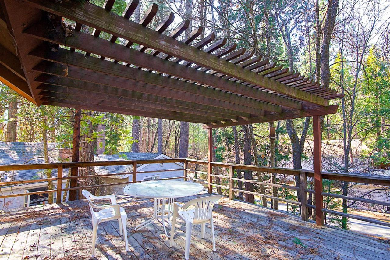 Lancaster Cabin Bass Lake Exterior foto